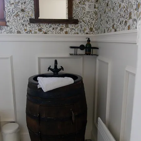 Affittacamere Chillinn Bikavér 4*